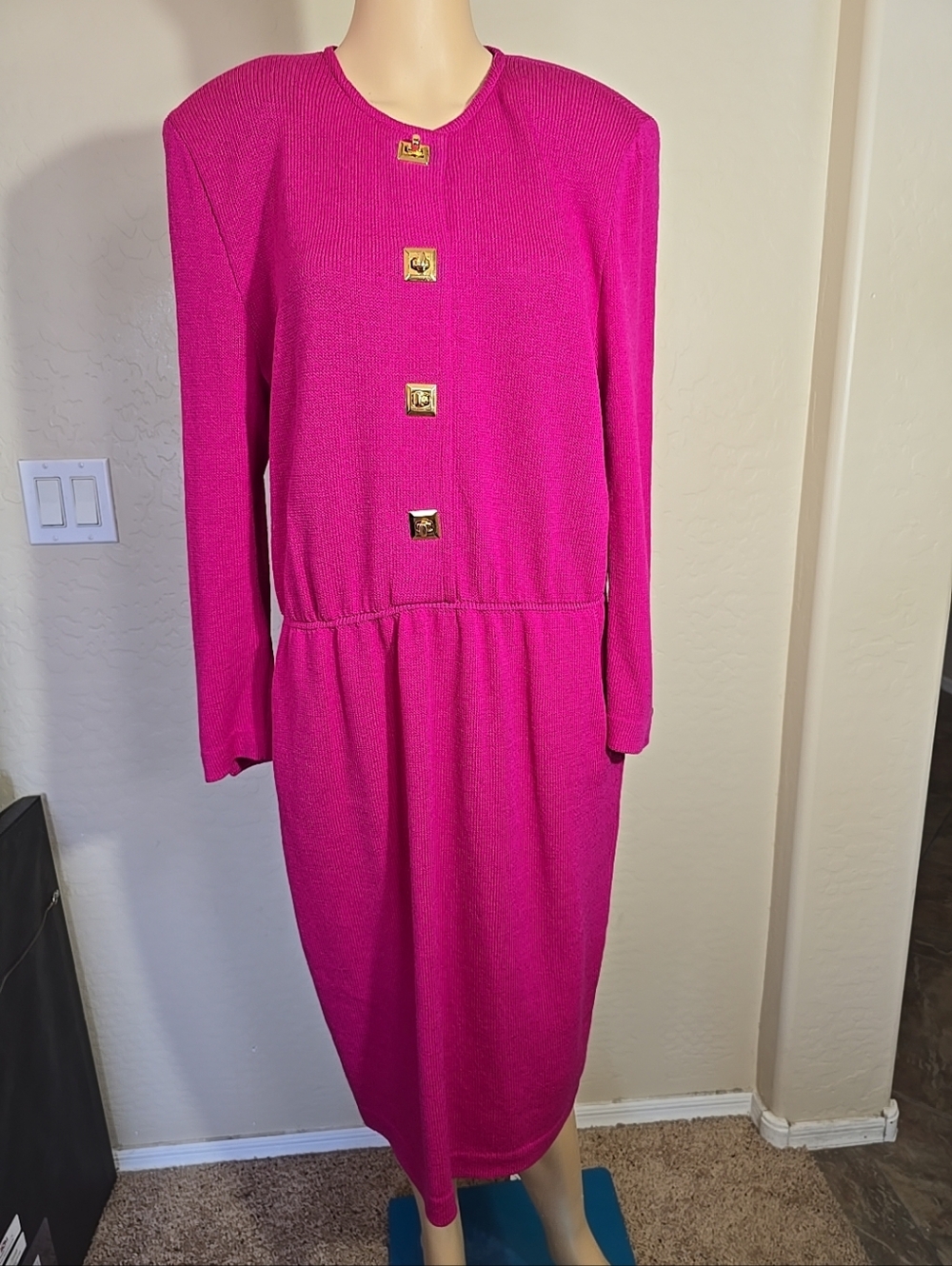 St John Collection Womens Fuchsia Long Sleeve Midi Dress with Gold Buttons Sz 12